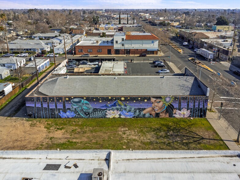 1721 Del Paso Blvd, Sacramento, CA à vendre - Photo de l’immeuble – Image 1 sur 21