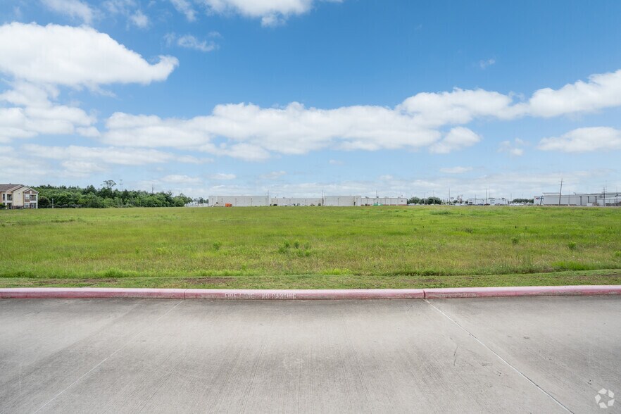 2301 Highway 365, Port Arthur, TX à vendre - Photo de l’immeuble – Image 2 sur 10