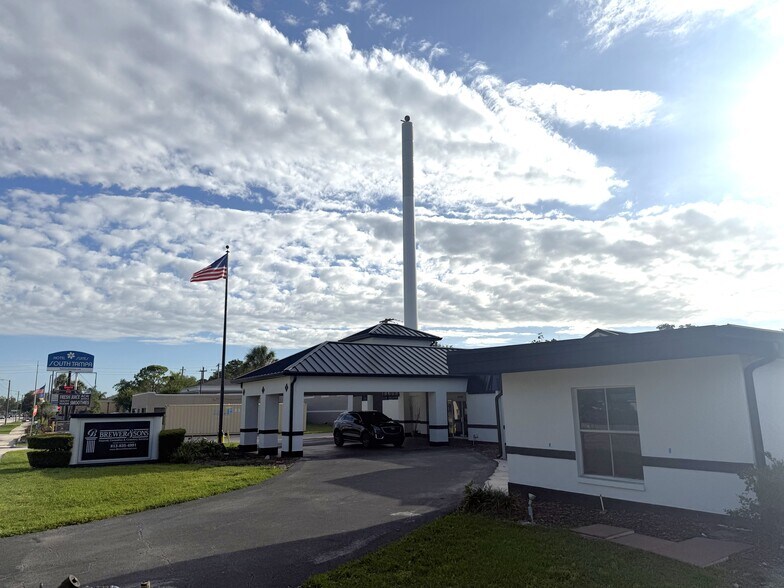 3328 S Dale Mabry Hwy, Tampa, FL à vendre - Photo de l’immeuble – Image 3 sur 8