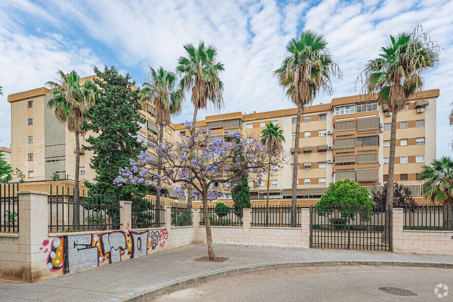 Immeuble residentiel dans Málaga, Málaga à vendre - Photo principale – Image 1 sur 2