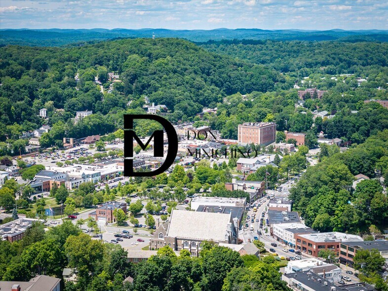 49 Smith Ave, Mount Kisco, NY à vendre - Photo de l’immeuble – Image 3 sur 16