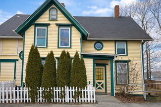 Plus de détails pour 50 School St, Groton, CT - Logement à vendre