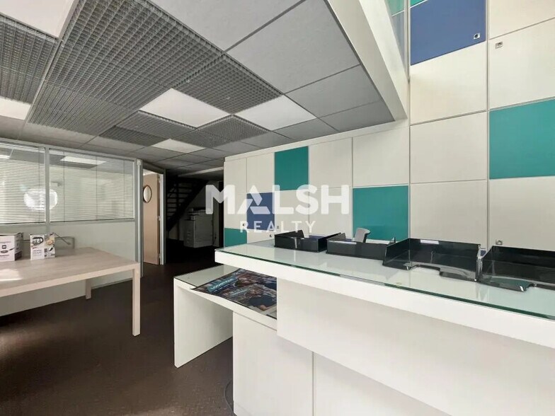 Bureau dans Lyon à louer - Photo de l’immeuble – Image 2 sur 9