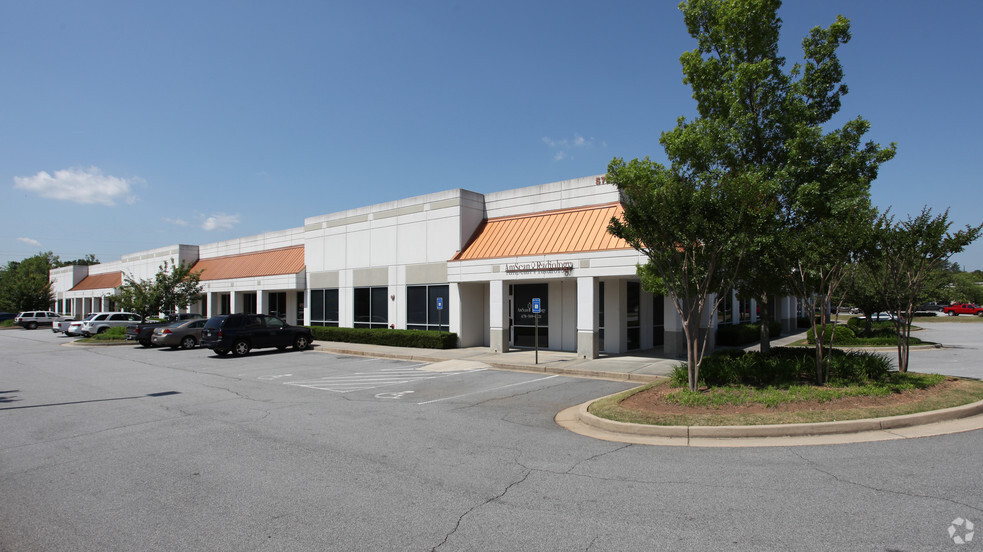 576 Sigman Rd NE, Conyers, GA à louer - Photo principale – Image 1 sur 8