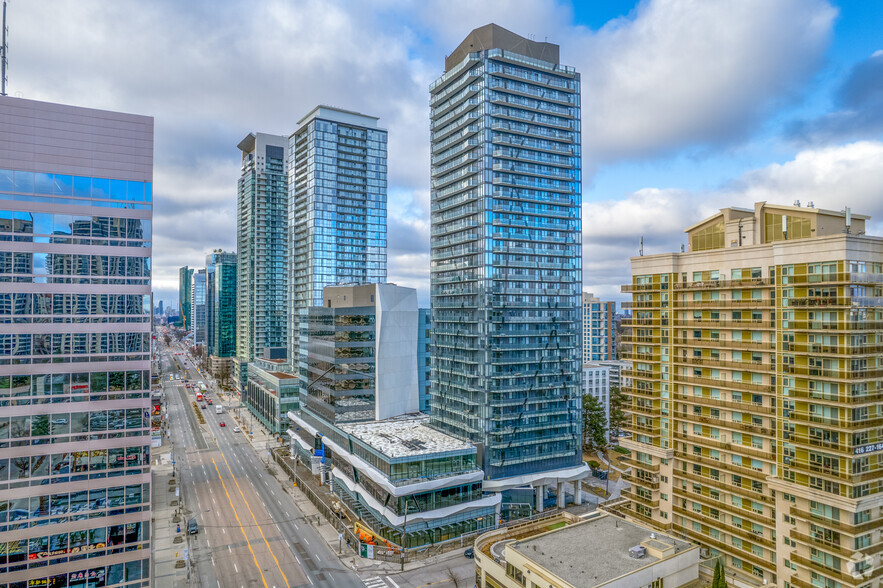 5250 Yonge St, Toronto, ON à louer - Photo de l’immeuble – Image 3 sur 4