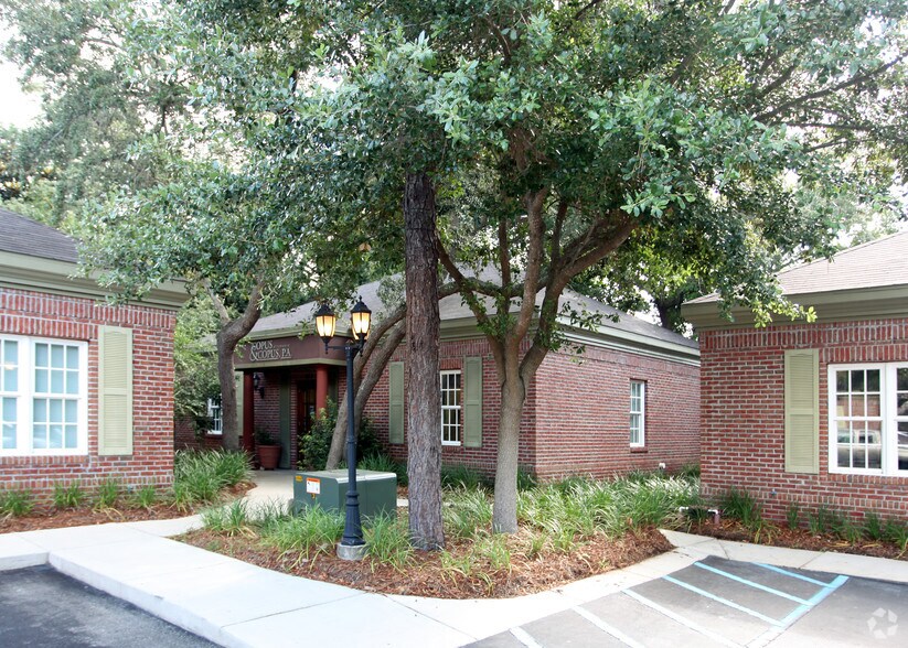 1186 Eglin Pky, Shalimar, FL à louer - Photo de l’immeuble – Image 2 sur 2