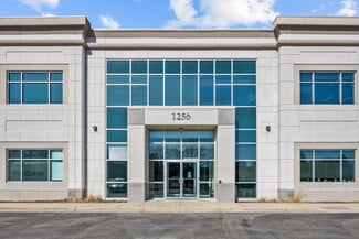 Plus de détails pour 1256 Waterford Dr, Aurora, IL - Bureau à vendre