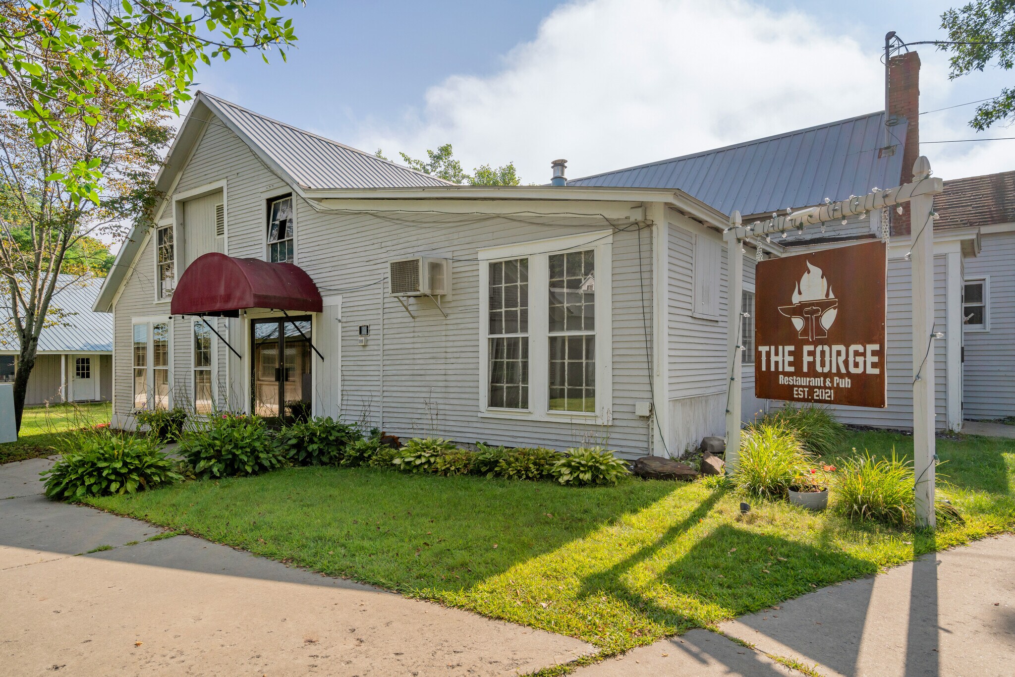 10 Prince St, Randolph, VT à vendre Photo principale– Image 1 sur 23