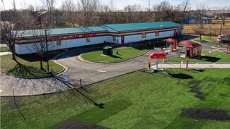 Plus de détails pour 110 Starlight Dr, Belton, MO - Spécialisé à vendre