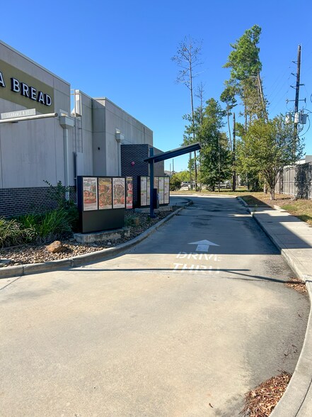 3548 Rayford Rd, Spring, TX à louer - Photo de l’immeuble – Image 2 sur 5