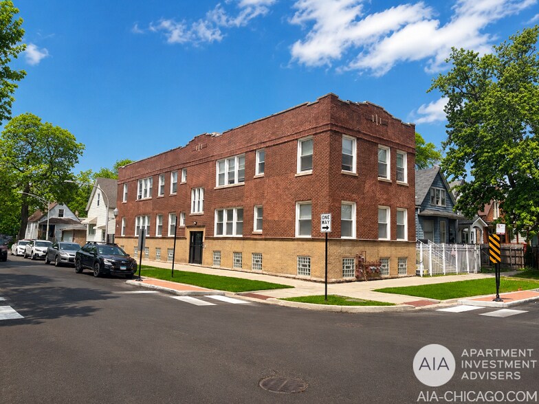 6058 S Wolcott Ave, Chicago, IL à vendre - Photo de l’immeuble – Image 1 sur 1
