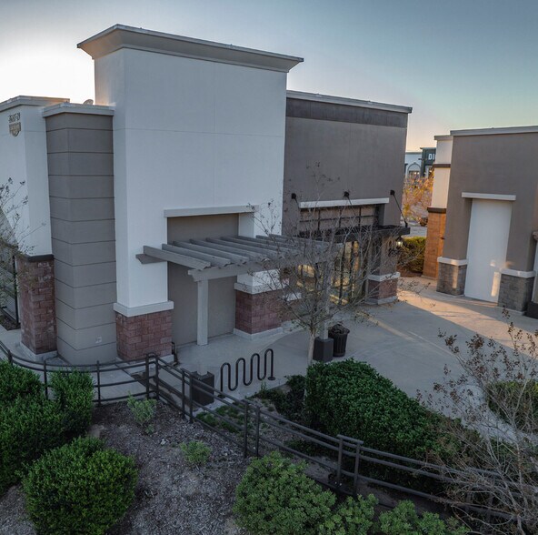 26574-26583 Carl Boyer Dr & Golden Valley Rd, Santa Clarita, CA à vendre - Photo de l’immeuble – Image 3 sur 13