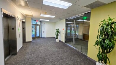 600 Office Center Dr, Fort Washington, PA à louer Photo intérieure– Image 1 sur 12