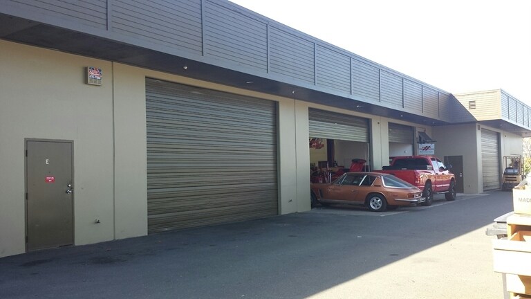 1000 Piner Rd, Santa Rosa, CA à louer - Photo de l’immeuble – Image 2 sur 3