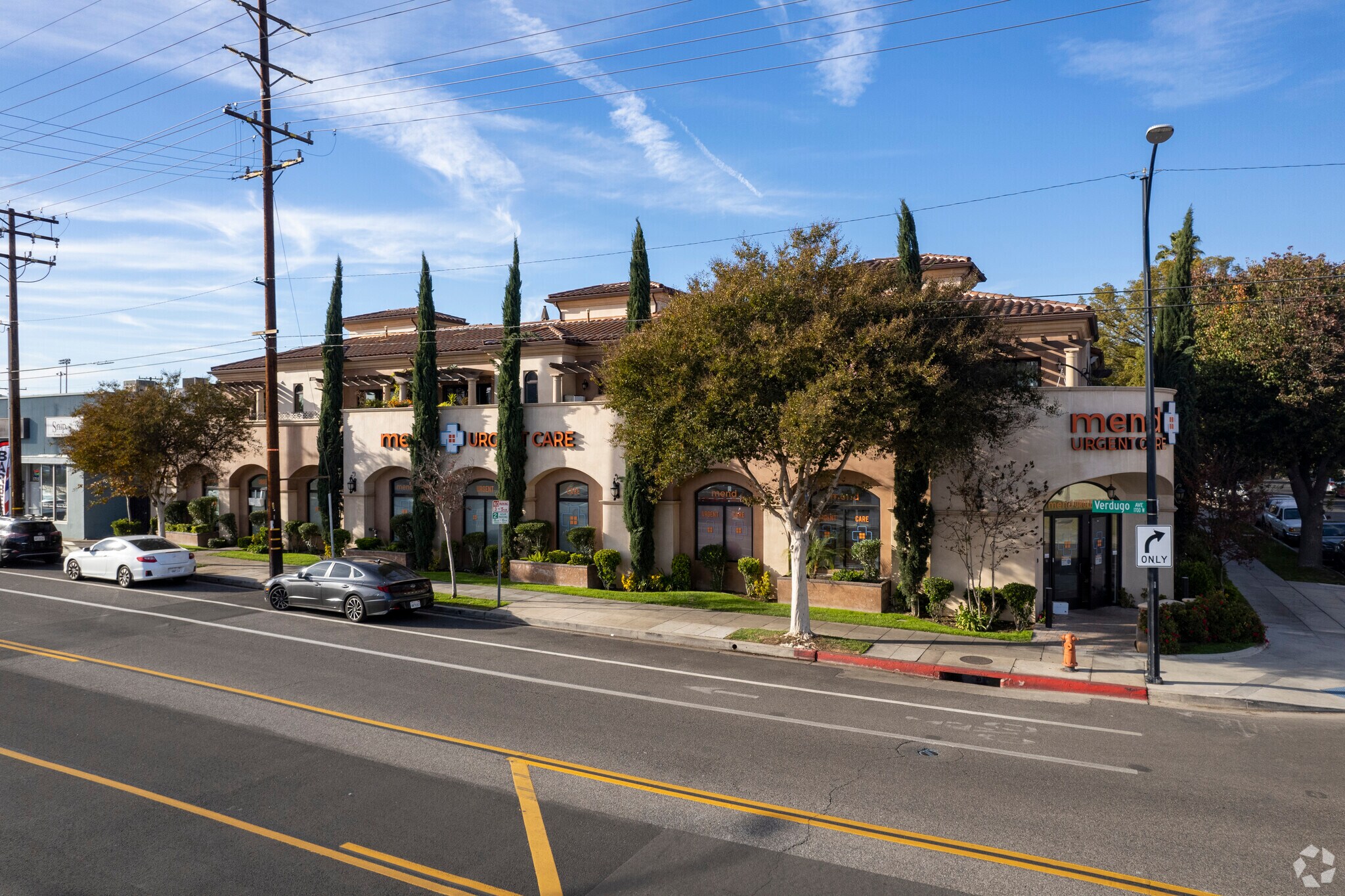 1701 W Verdugo Ave, Burbank, CA à louer Photo principale– Image 1 sur 5