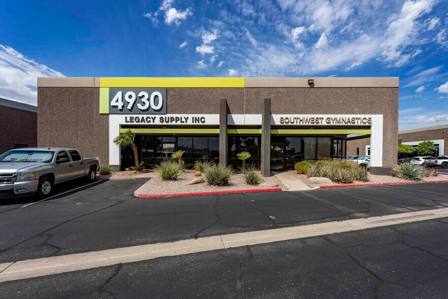 5010 S Ash Ave, Tempe, AZ à louer - Photo de l’immeuble – Image 3 sur 13