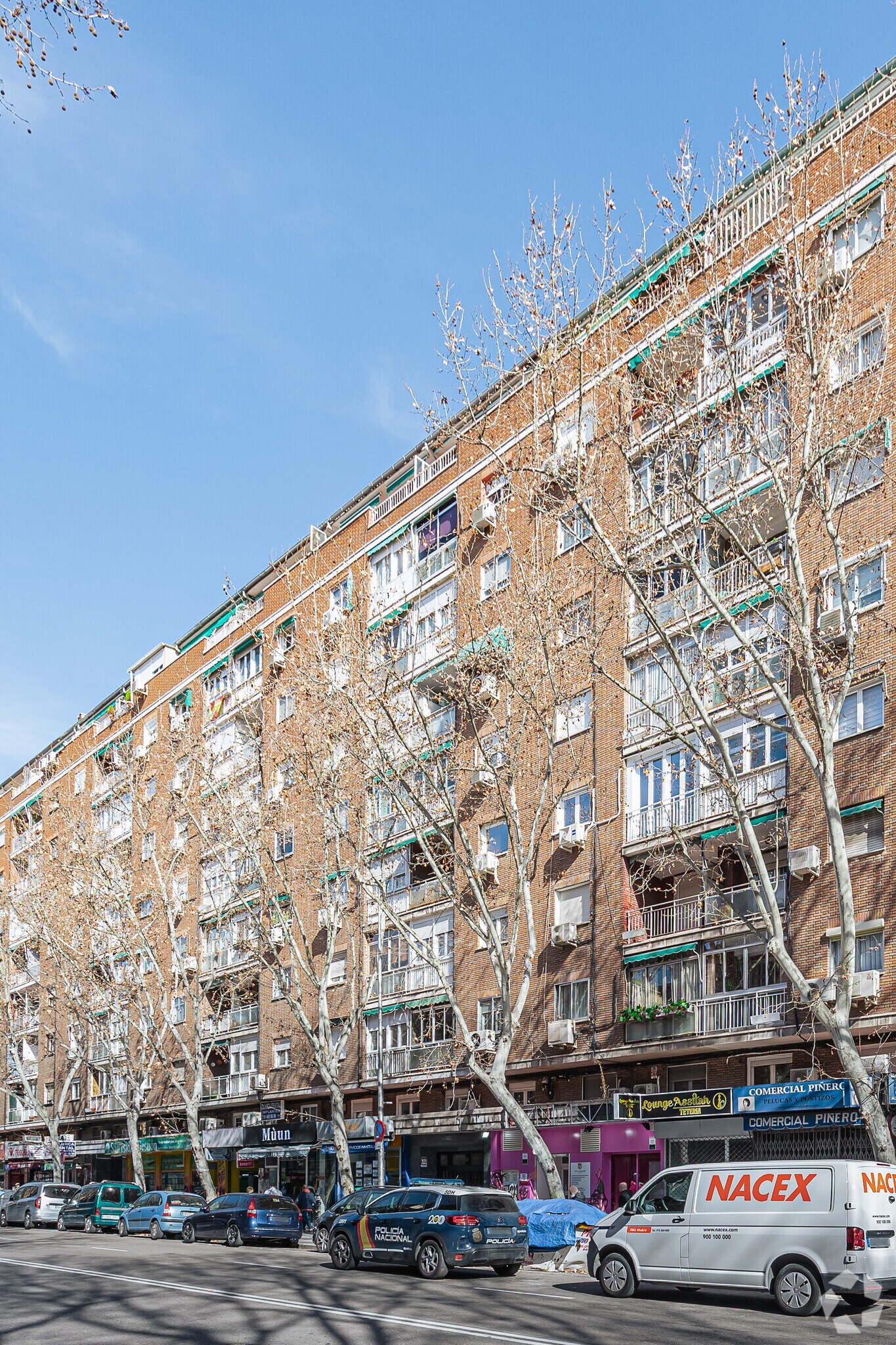 Local commercial dans Madrid, Madrid à louer Photo de l’immeuble– Image 1 sur 2