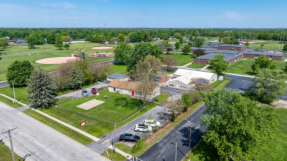 507 E Illinois Hwy, New Lenox, IL à vendre - Photo principale – Image 1 sur 8