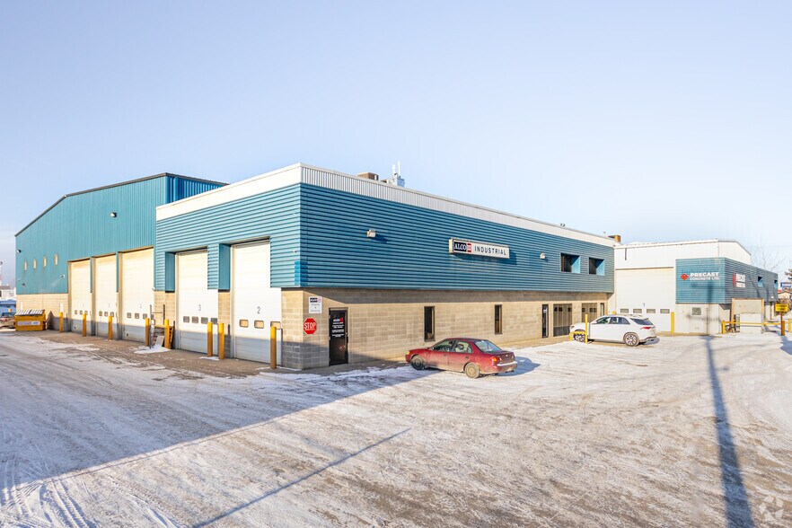 11650 156th St NW, Edmonton, AB à vendre - Photo de l’immeuble – Image 3 sur 3