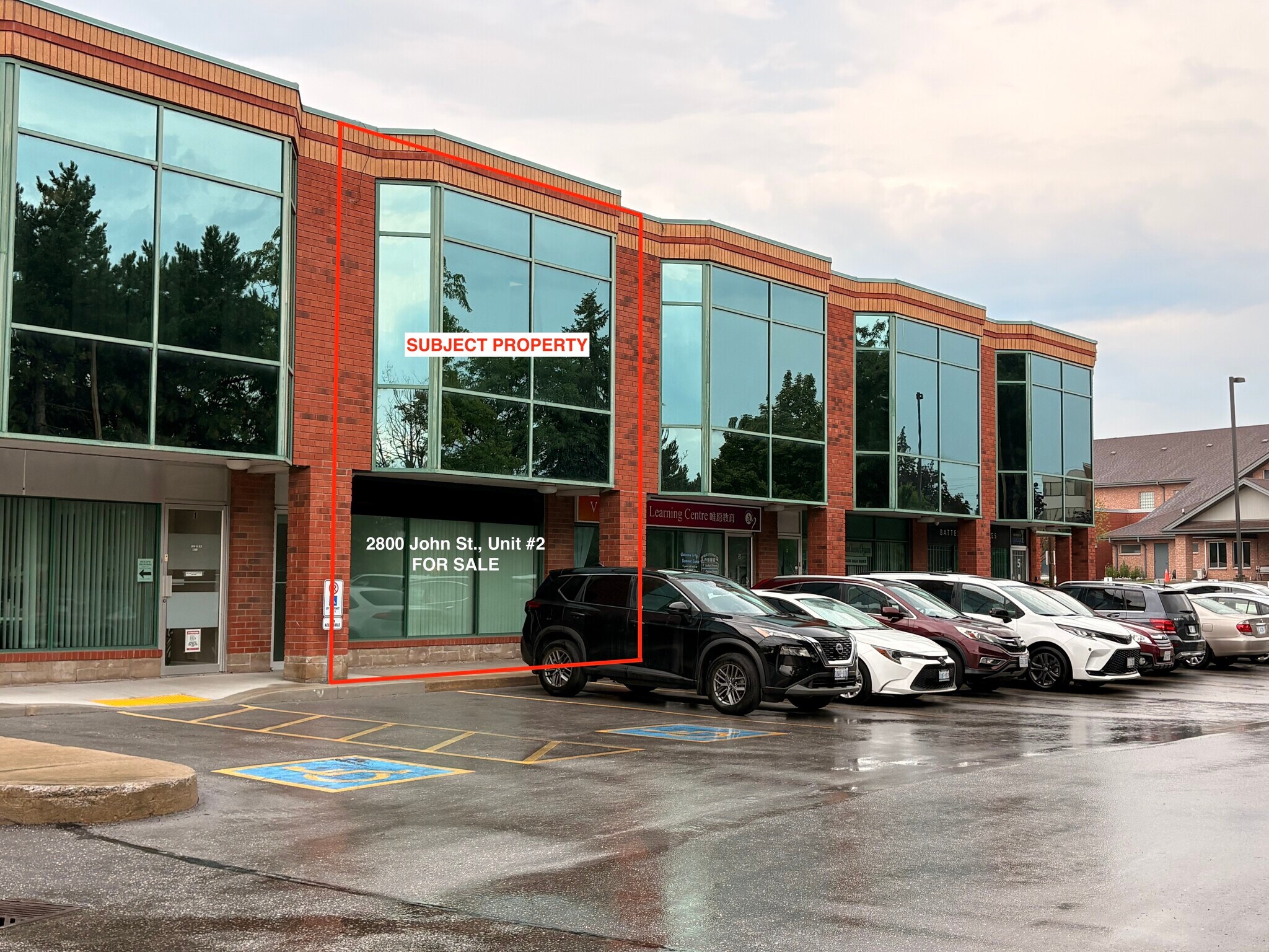 2800 John St, Markham, ON à vendre Photo de l’immeuble– Image 1 sur 8