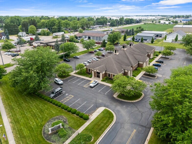1475-1495 W Main St, Tipp City, OH à vendre - Photo de l’immeuble – Image 1 sur 13