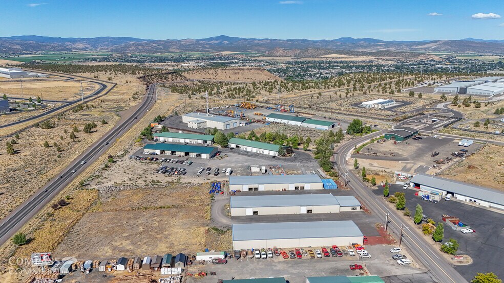Prime Owner-User Industrial Opportunity portefeuille de 4 biens à vendre sur LoopNet.fr - Photo de l’immeuble – Image 3 sur 10