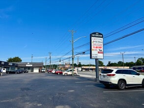 4330 Ringgold Rd, Chattanooga, TN à louer Photo de l’immeuble– Image 2 sur 4