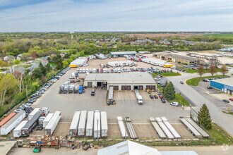 8 Prosper Ct, Lake In The Hills, IL - VUE AÉRIENNE vue de carte - Image1