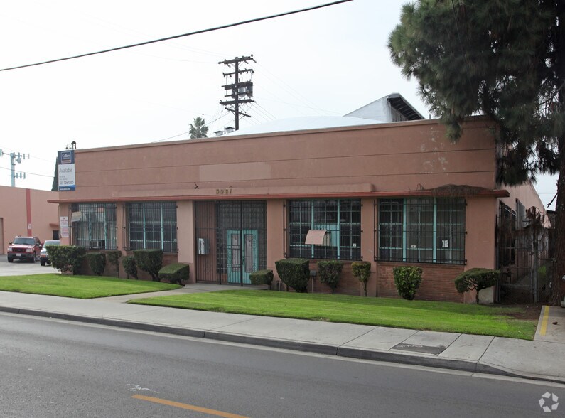 5981 Maywood Ave, Huntington Park, CA à vendre - Photo de l’immeuble – Image 2 sur 3