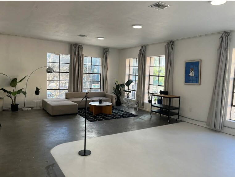 715 N Franklin St, Tampa, FL à louer - Photo intérieure – Image 3 sur 11