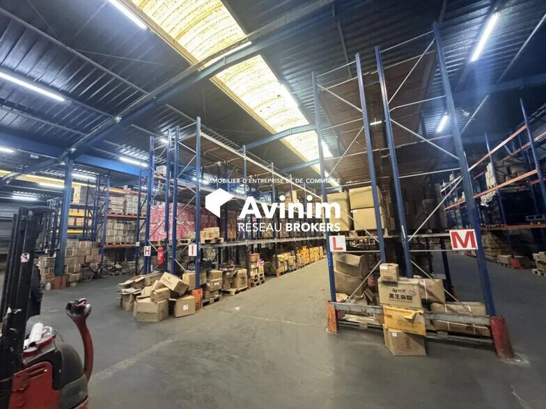 Industriel/Logistique dans Sarcelles à louer - Photo de l’immeuble – Image 2 sur 5