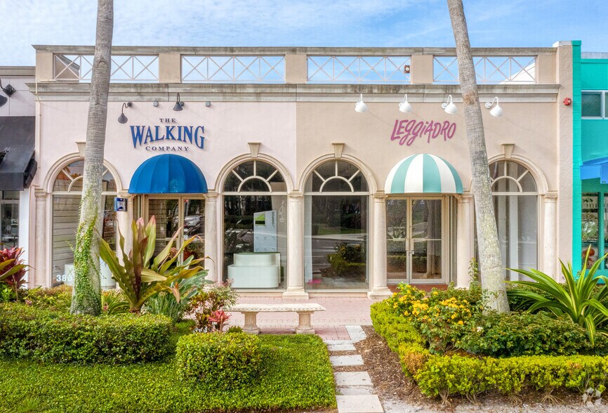 380 St Armands Cir, Sarasota, FL à louer - Photo de l’immeuble – Image 3 sur 9