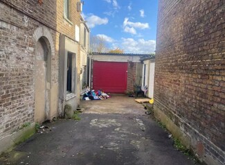 Plus de détails pour 221 Dartmouth Rd, Londres - Local d'activités à louer