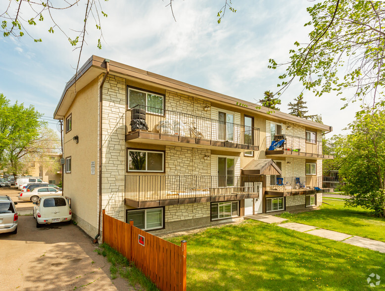 10304 119 Ave, Edmonton, AB à vendre - Photo principale – Image 1 sur 1