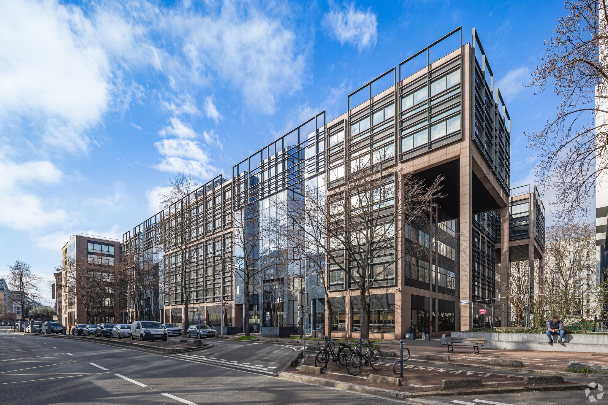 42-48 Rue Guynemer, Issy-les-Moulineaux à louer Photo principale– Image 1 sur 6