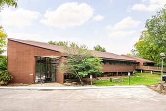 Plus de détails pour 2702 International Ln, Madison, WI - Bureau à vendre