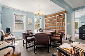 56 North Beacon St, Watertown, MA à louer Photo intérieure– Image 2 sur 7