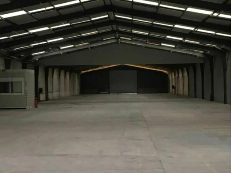 Industriel/Logistique dans Bethoncourt à louer - Photo intérieure – Image 2 sur 3