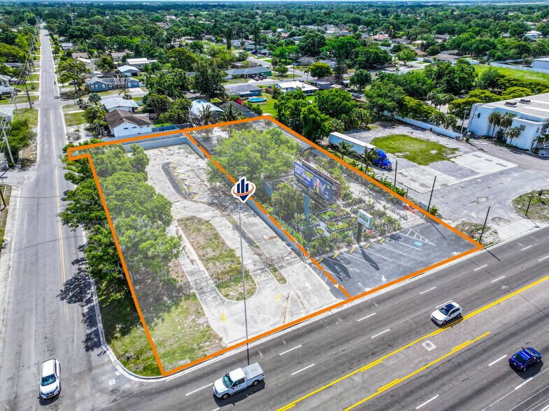 6605 14th St, Bradenton, FL à vendre - Photo de l’immeuble – Image 1 sur 7