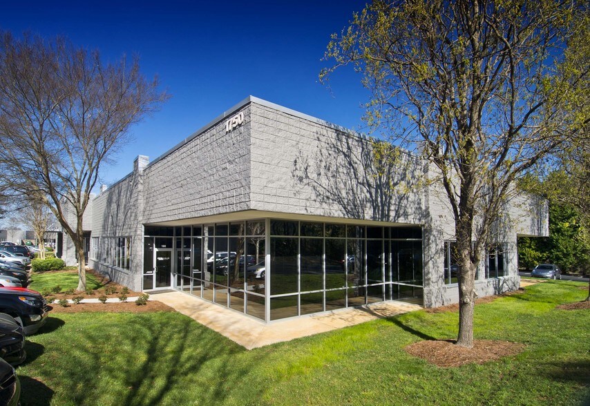 1750 Founders Pky, Alpharetta, GA à louer - Photo de l’immeuble – Image 2 sur 12