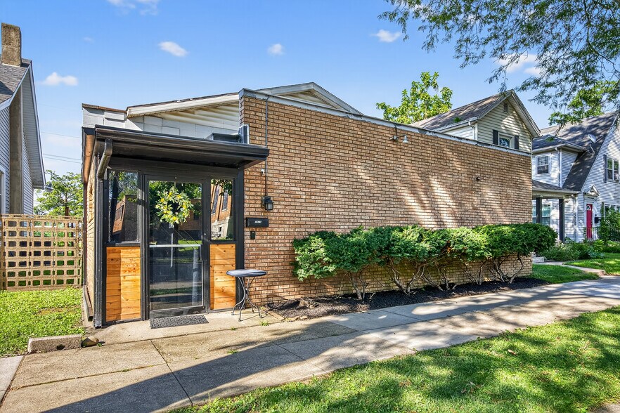 1321 1st Ave, Middletown, OH à vendre - Photo de l’immeuble – Image 3 sur 32