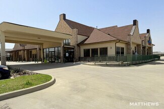 Plus de détails pour 2750 Ranch Trl, Irving, TX - Local commercial à louer