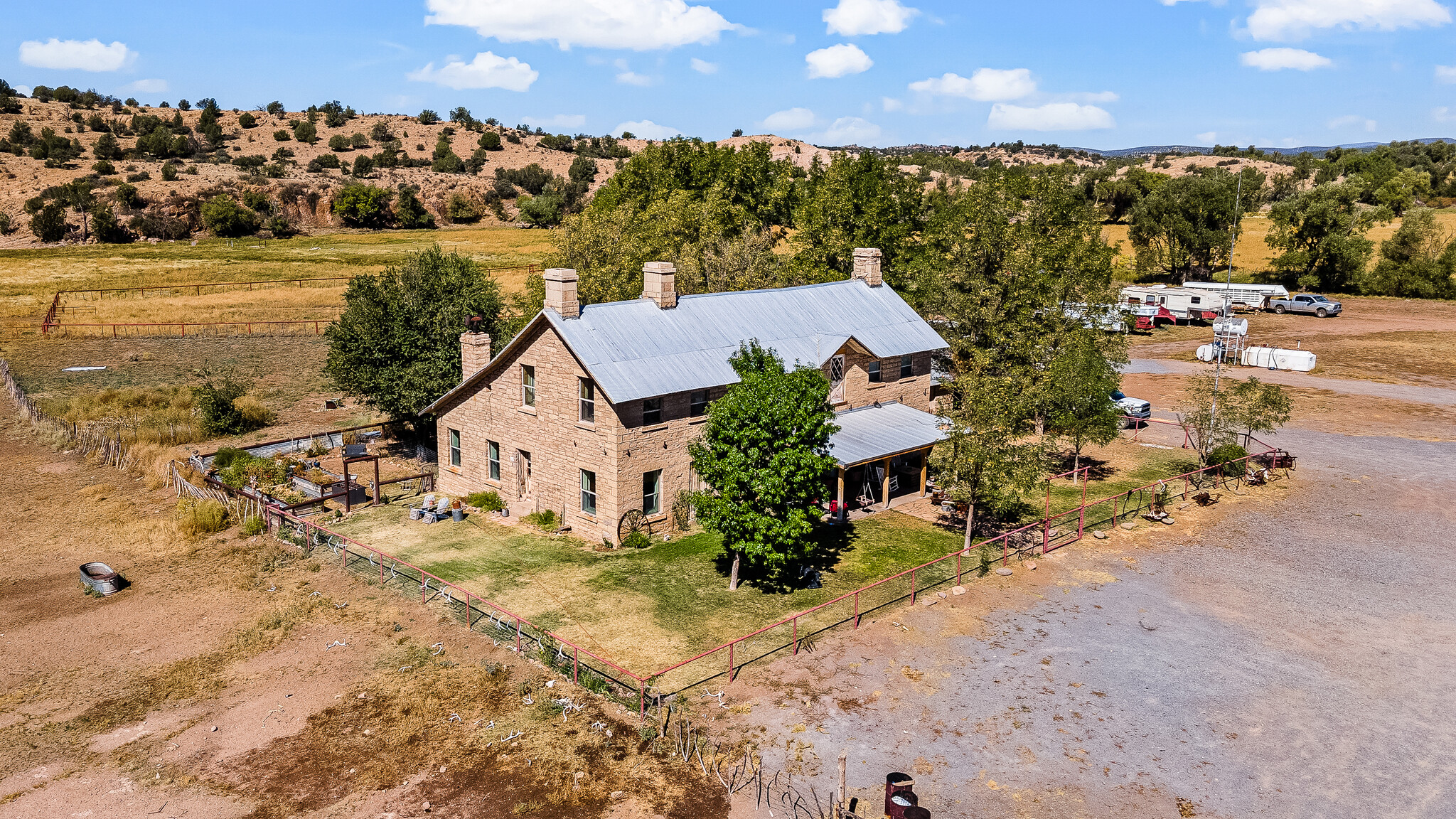 4820 Perkinsville Rd, Seligman, AZ à vendre Autre– Image 1 sur 15