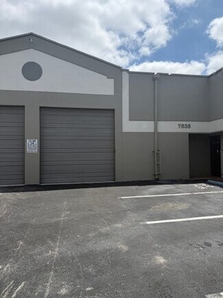 Plus de détails pour 7535 W 24th Ave, Hialeah, FL - Industriel/Logistique à louer