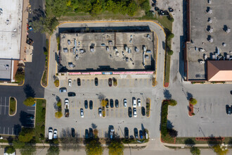 100-130 E Golf Rd, Schaumburg, IL - VUE AÉRIENNE  vue de carte