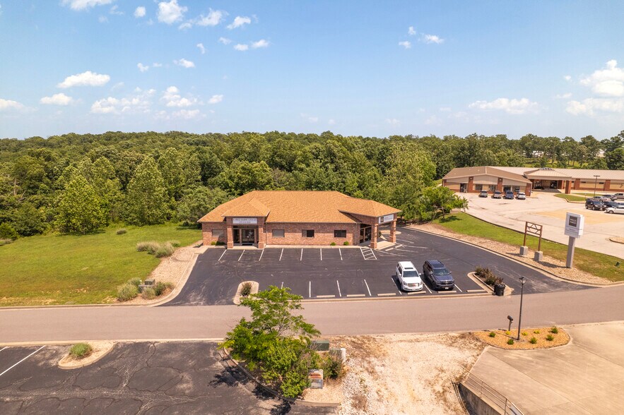 162 Missouri Blvd, Gravois Mills, MO à vendre - Photo de l’immeuble – Image 2 sur 9