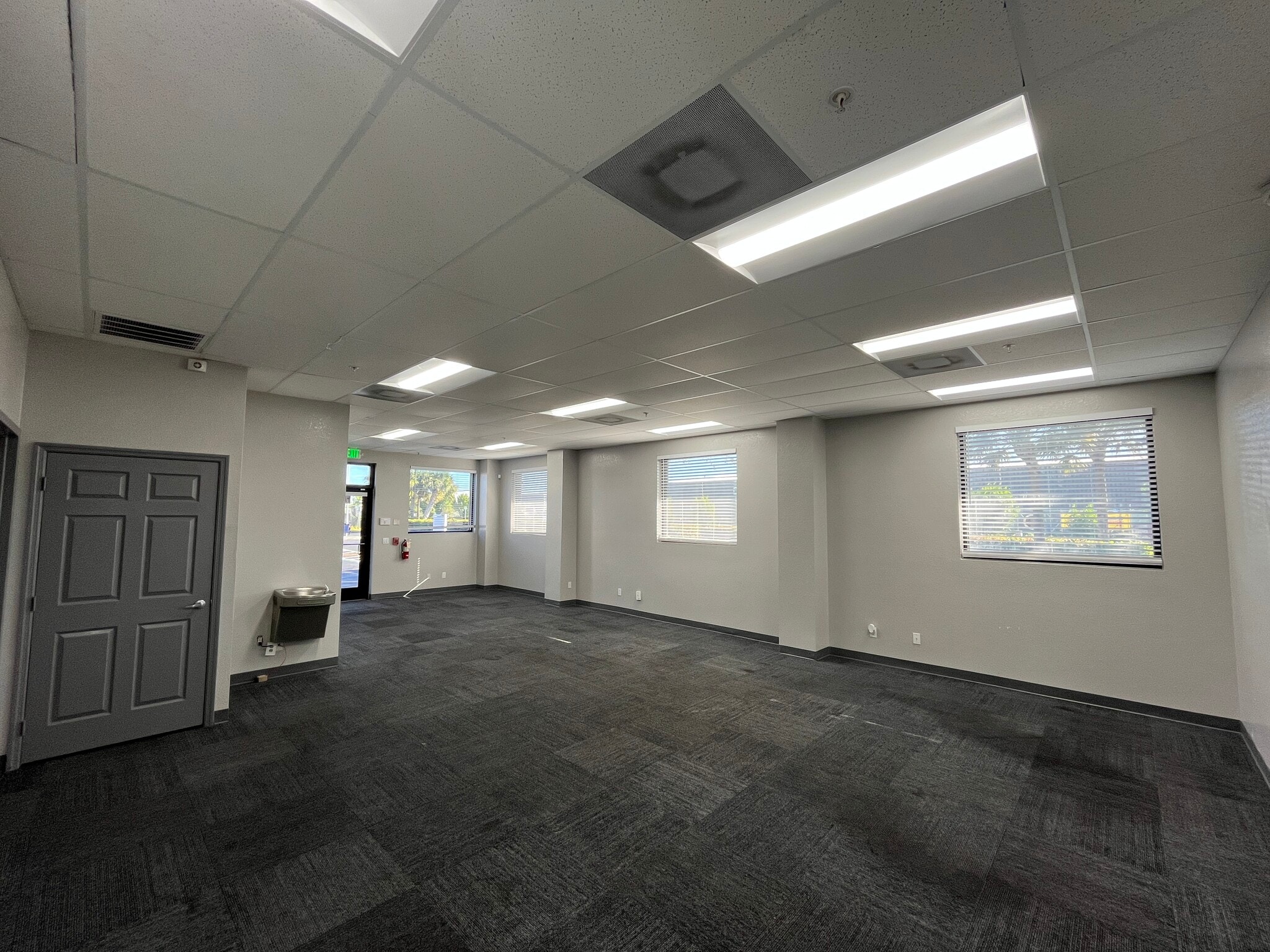 3748 Ironbridge Blvd, Fort Myers, FL à louer Photo intérieure– Image 1 sur 5