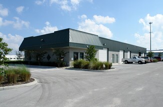 Plus de détails pour 6413 Pinecastle Blvd, Orlando, FL - Local d'activités à louer