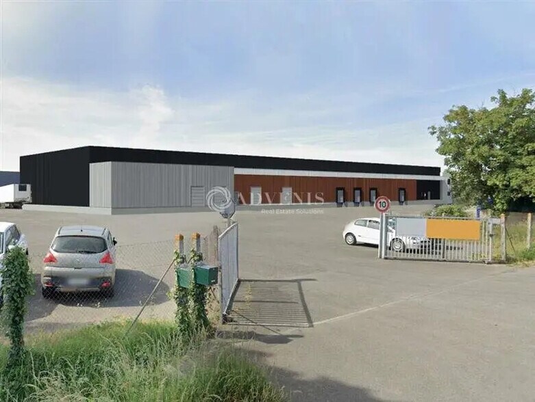 Industriel/Logistique dans La Ville-aux-Dames à louer - Photo de l’immeuble – Image 1 sur 5