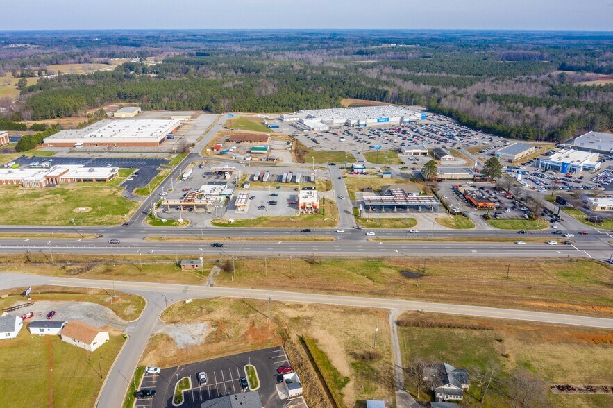 101 Arnold Dr, South Hill, VA à vendre - Aérien – Image 3 sur 19